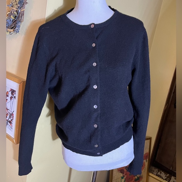 Vintage 90s LORD & TAYLOR 2-Ply Cardigan Cashmere Ink Black ButtonFront Timeless - Picture 2 of 16